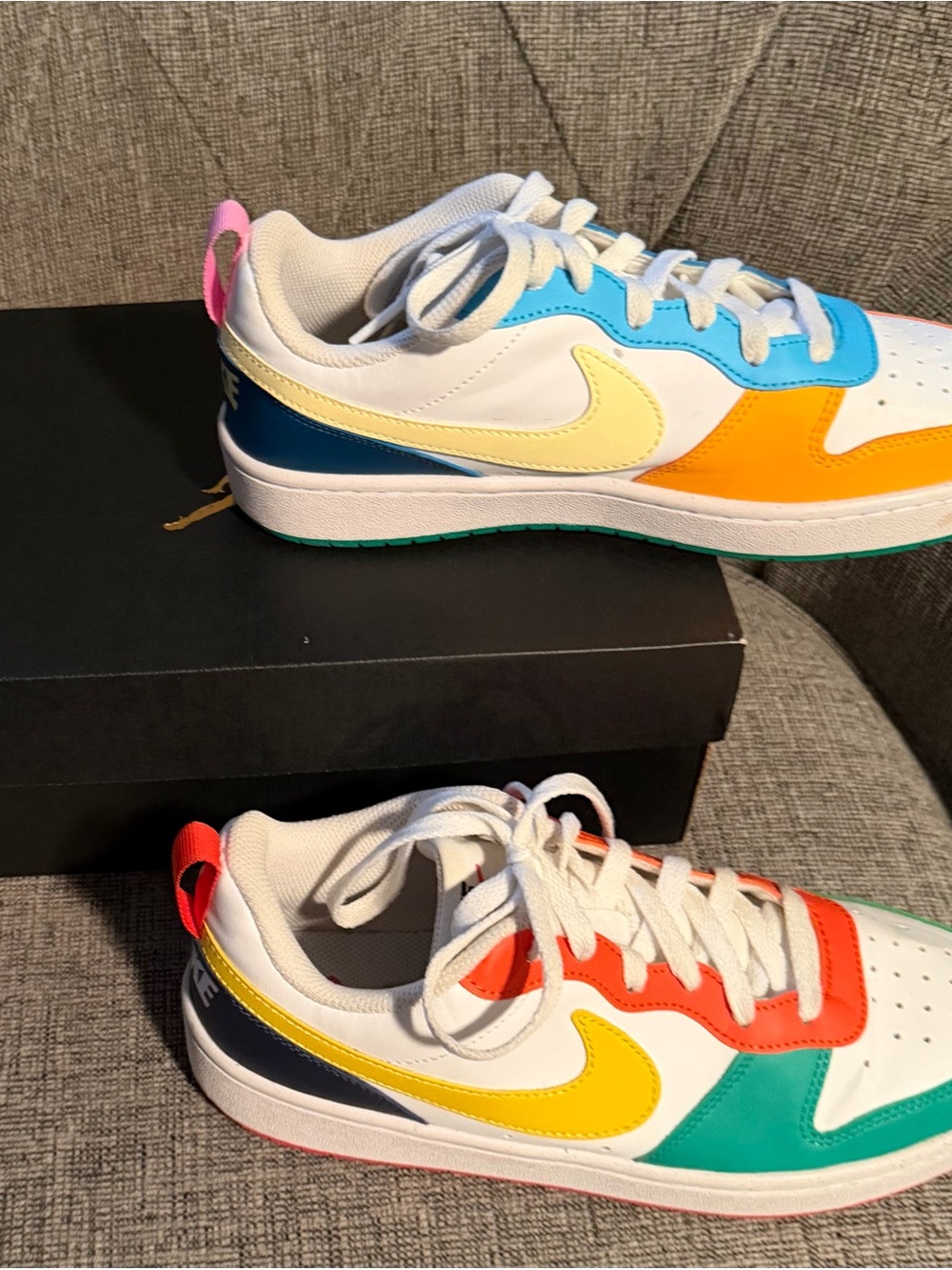 Nike Colorblock Low-Top Sneakers - Multi - Picture 2 of 4